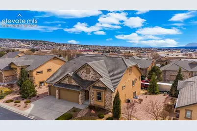 1475 Symphony Heights, Monument, CO 80132 - Photo 2
