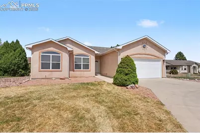 219 E Linden Avenue, Pueblo, CO 81007 - Photo 2