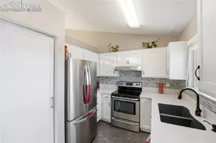 441 Pucket Cir, Colorado Springs, CO 80911 - Photo 8