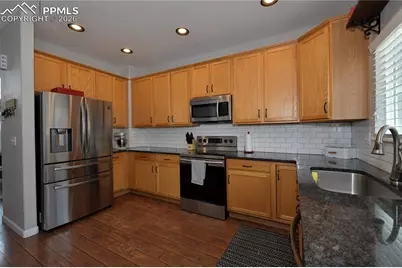 7826 Black Walnut Drive, Colorado Springs, CO 80920 - Photo 6