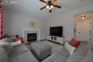 7826 Black Walnut Dr, Colorado Springs, CO 80920 - Photo 12