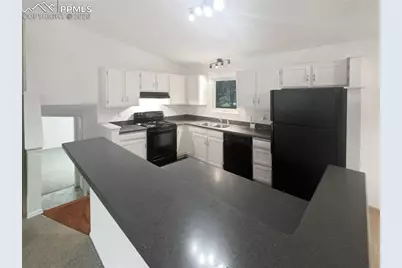 3634 Trailcliff Place, Colorado Springs, CO 80906 - Photo 2