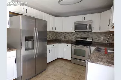 6940 Grand Valley Drive, Colorado Springs, CO 80911 - Photo 4