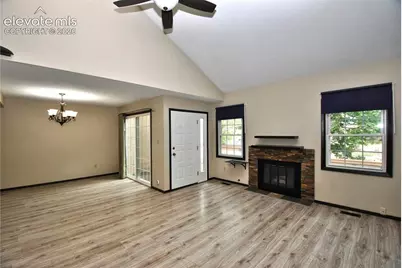 6109 Pine Hill Drive, Colorado Springs, CO 80918 - Photo 4