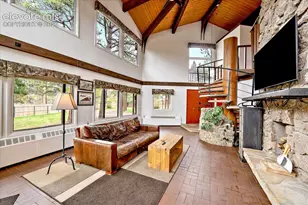 18640 Clovenhoof Dr, Palmer Lake, CO 80133 - Photo 6