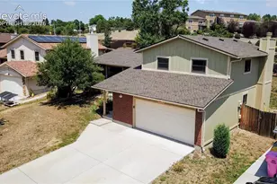 5476 Mosquito Pass Dr, Colorado Springs, CO 81917 - Photo 2