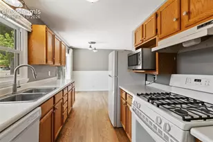 734 N 31st St, Colorado Springs, CO 80904 - Photo 12