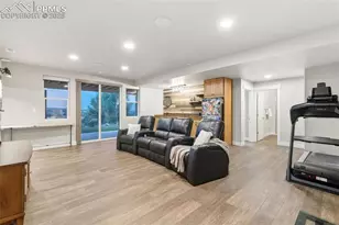 1971 Mesa Park View, Colorado Springs, CO 80904 - Photo 34