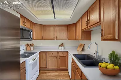 2430 Hamlet Lane #B, Colorado Springs, CO 80918 - Photo 8