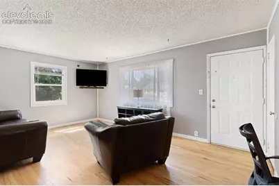 536 Warren Avenue, Colorado Springs, CO 80905 - Photo 4