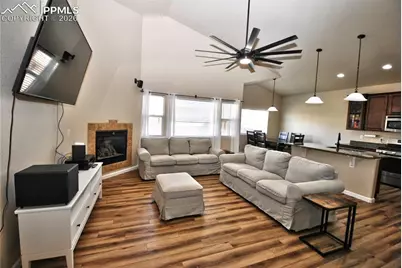 6550 Tranters Creek Way, Colorado Springs, CO 80925 - Photo 4