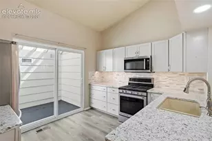 8435 Pepperridge Dr, Colorado Springs, CO 80920 - Photo 12