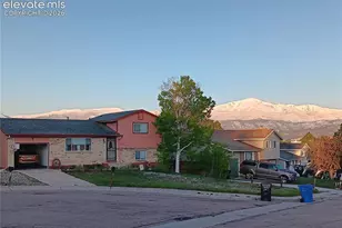 2425 Telemark Ct, Colorado Springs, CO 80918 - Photo 2