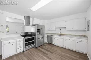 2240 Sumter Dr, Colorado Springs, CO 80910 - Photo 2