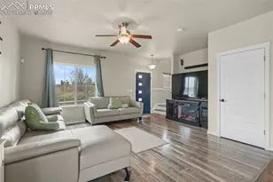 1226 Antrim Loop, Colorado Springs, CO 80910 - Photo 4