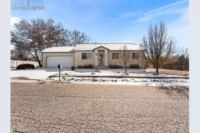 570 S Bellflower Drive, Pueblo, CO 81007 - Photo 30