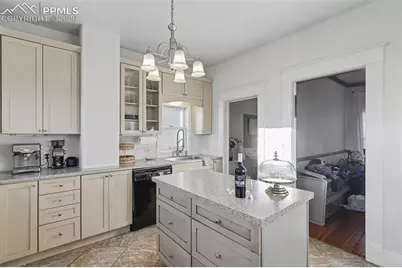 329 E Cache La Poudre Street, Colorado Springs, CO 80903 - Photo 12