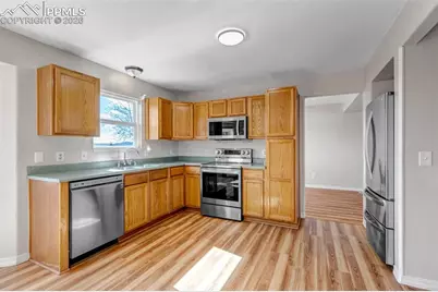 2375 Lisa Drive, Colorado Springs, CO 80915 - Photo 10