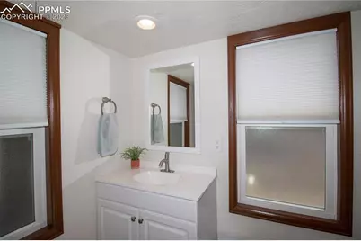 826 Griffin Avenue, Canon City, CO 81212 - Photo 22