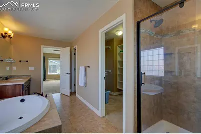 25994 E Peakview Place, Aurora, CO 80016 - Photo 34
