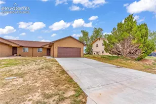 977 S Harmony Dr, Pueblo West, CO 81007 - Photo 4