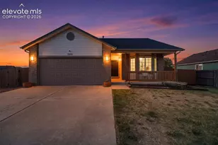 7503 Sailwind Dr, Colorado Springs, CO 80925 - Photo 2