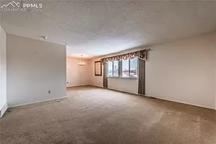 635 Drew Dr, Colorado Springs, CO 80911 - Photo 6