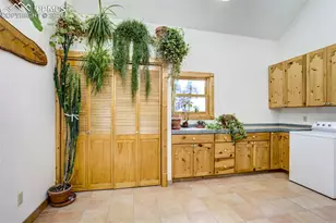 12225 Glenridge Ln, Colorado Springs, CO 80908 - Photo 14