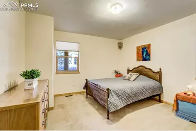 12225 Glenridge Lane, Colorado Springs, CO 80908 - Photo 18