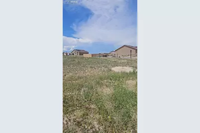 385 E Larchmont Drive, Pueblo, CO 81007 - Photo 4