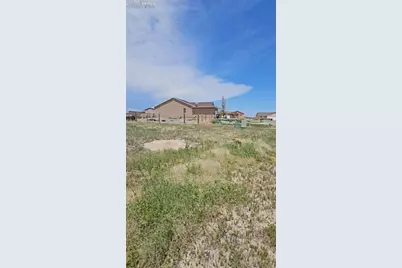 385 E Larchmont Drive, Pueblo, CO 81007 - Photo 1