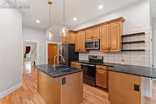 602 S 26th St, Colorado Springs, CO 80904 - Photo 2