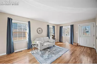 527 W San Miguel Street, Colorado Springs, CO 80905 - Photo 4