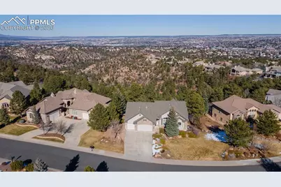 2647 Rockhurst Boulevard, Colorado Springs, CO 80918 - Photo 2