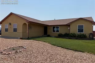 734 E Marigold Dr, Pueblo, CO 81007 - Photo 2