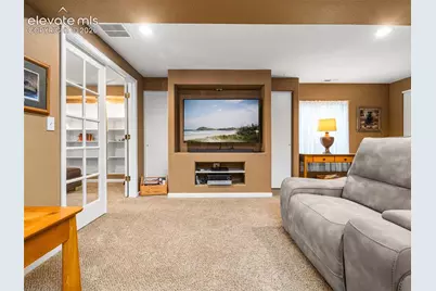 734 E Marigold Drive, Pueblo, CO 81007 - Photo 32