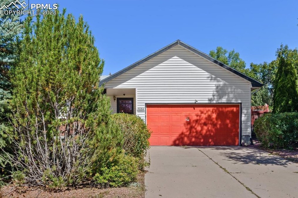 5604 Lantana Dr, Colorado Springs, CO 80915-1213