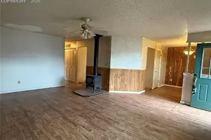 322 Iris Dr, Fountain, CO 80817 - Photo 2