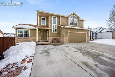 2929 Walton Creek Drive, Colorado Springs, CO 80922 - Photo 2