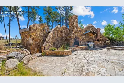 13725 Highline Drive, Colorado Springs, CO 80908 - Photo 18