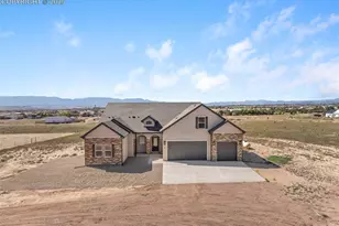 47 Top Rail Trail, Penrose, CO 81240 - Photo 32