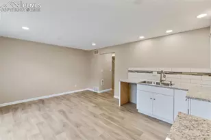 392 W Rockrimmon Blvd, Colorado Springs, CO 80919 - Photo 14