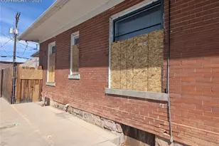 117 W 11th St, Pueblo, CO 81003 - Photo 2