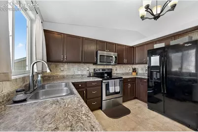 7306 Brush Hollow Drive, Fountain, CO 80817 - Photo 8