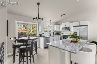 4309 Bramble Lane, Colorado Springs, CO 80925 - Photo 8