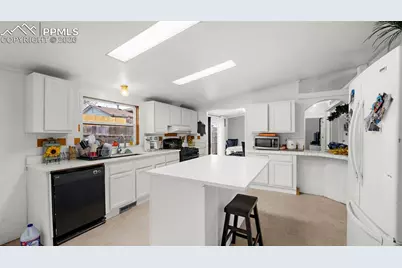 4727 E Pikes Peak Avenue, Colorado Springs, CO 80916 - Photo 12