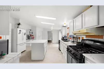 4727 E Pikes Peak Avenue, Colorado Springs, CO 80916 - Photo 10