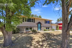 2826 Pinnacle Dr, Colorado Springs, CO 80910 - Photo 32