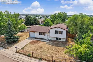 2035 Flintwood Dr, Colorado Springs, CO 80910 - Photo 2