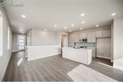 5385 Sidewinder Drive, Colorado Springs, CO 80925 - Photo 12